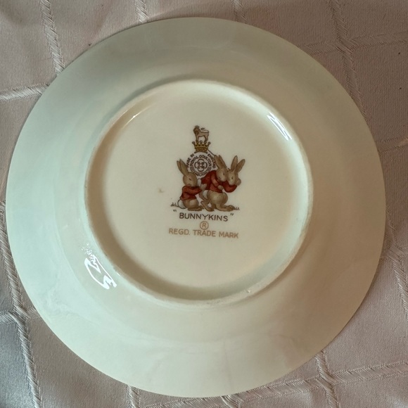 Royal Doulton Bunnykins Child’s Bowl Dish English Fine Bone China Gardening - Picture 3 of 5